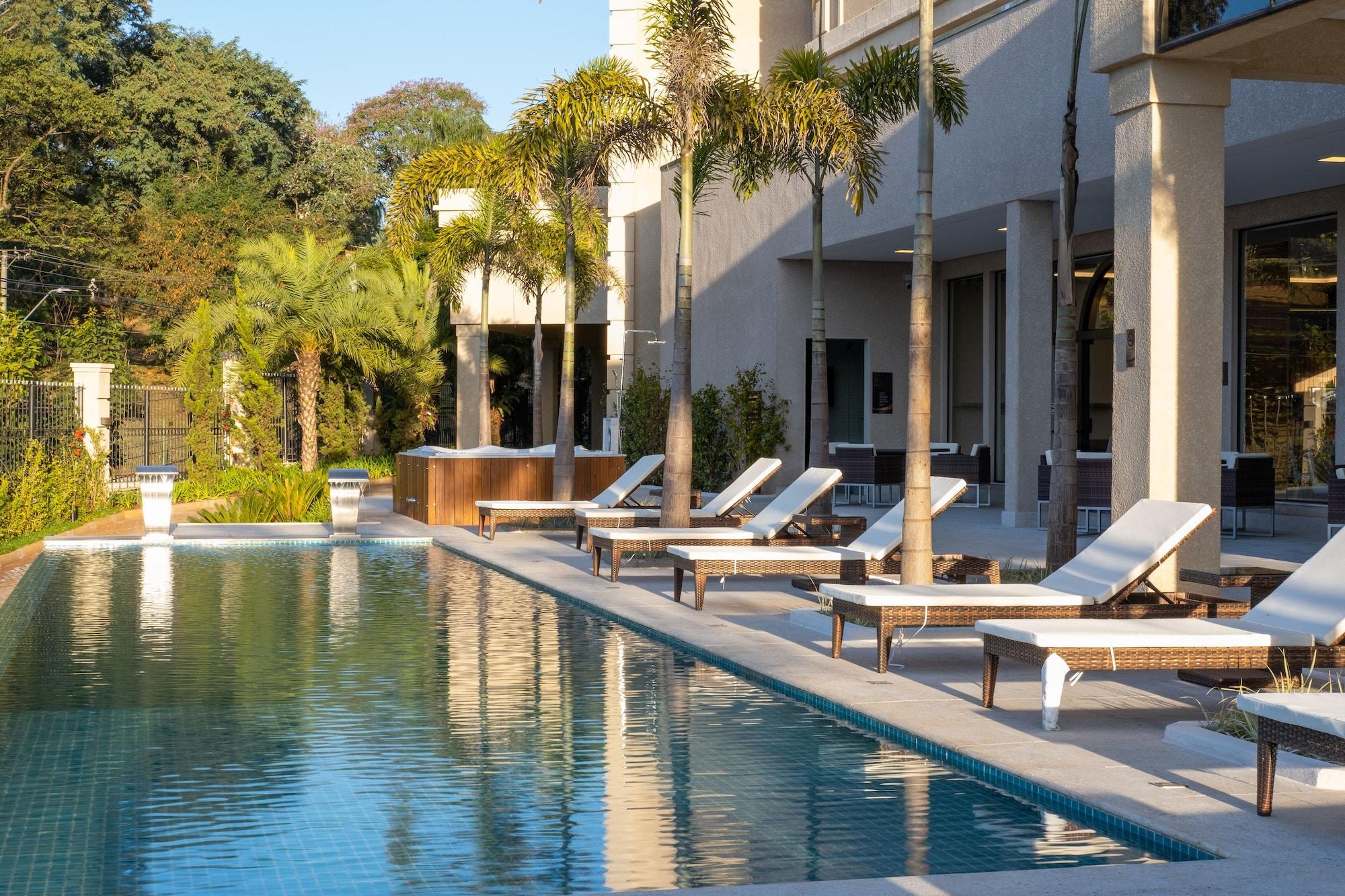 Class Hotel بيراسيكابا المظهر الخارجي الصورة
