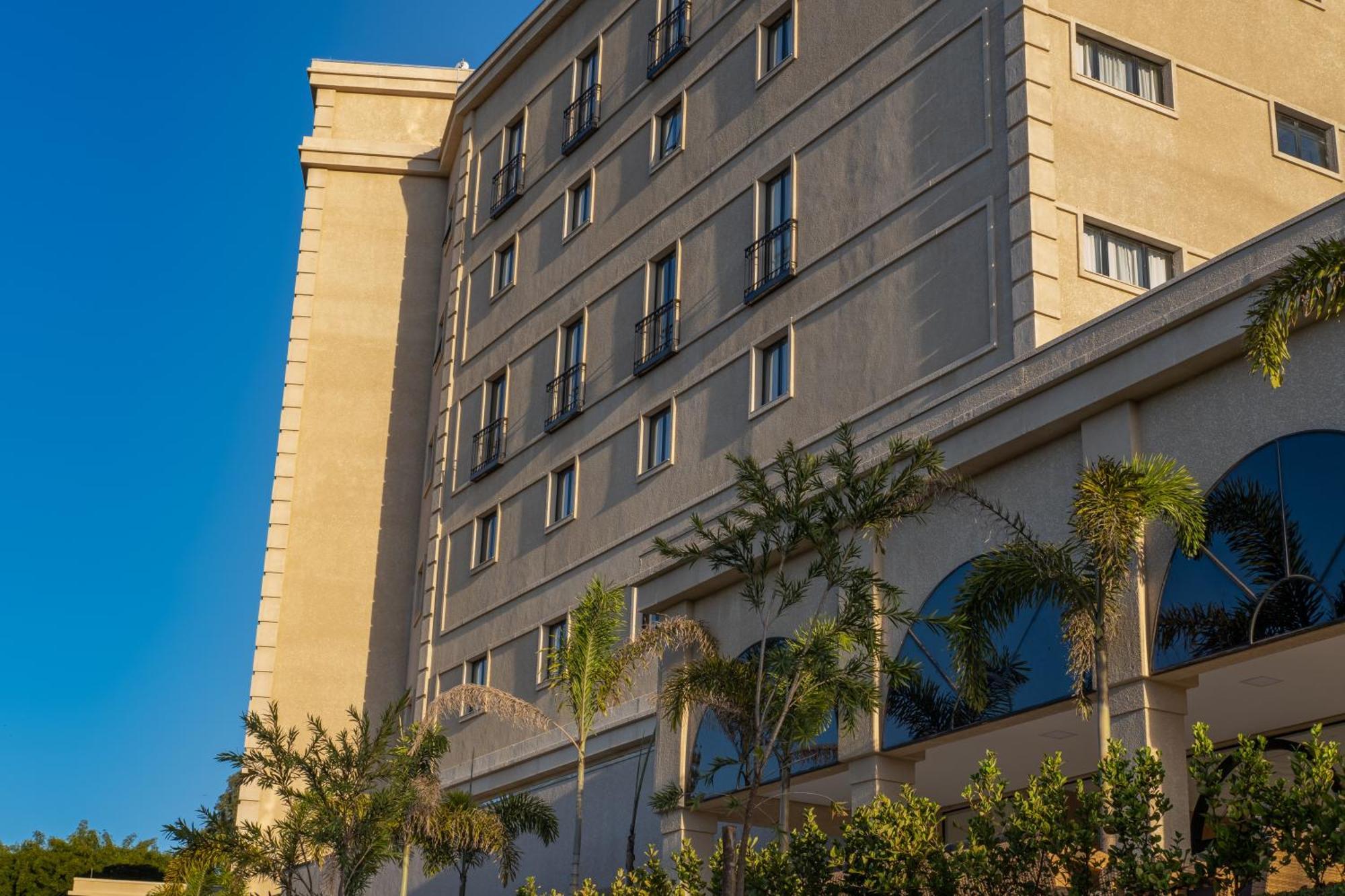 Class Hotel بيراسيكابا المظهر الخارجي الصورة
