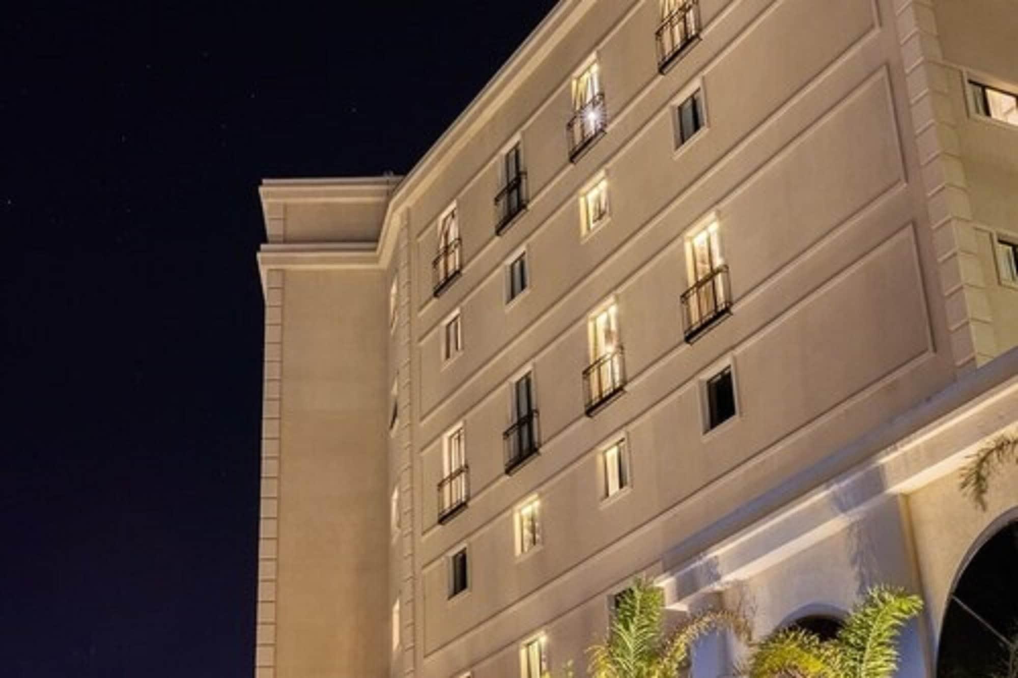 Class Hotel بيراسيكابا المظهر الخارجي الصورة