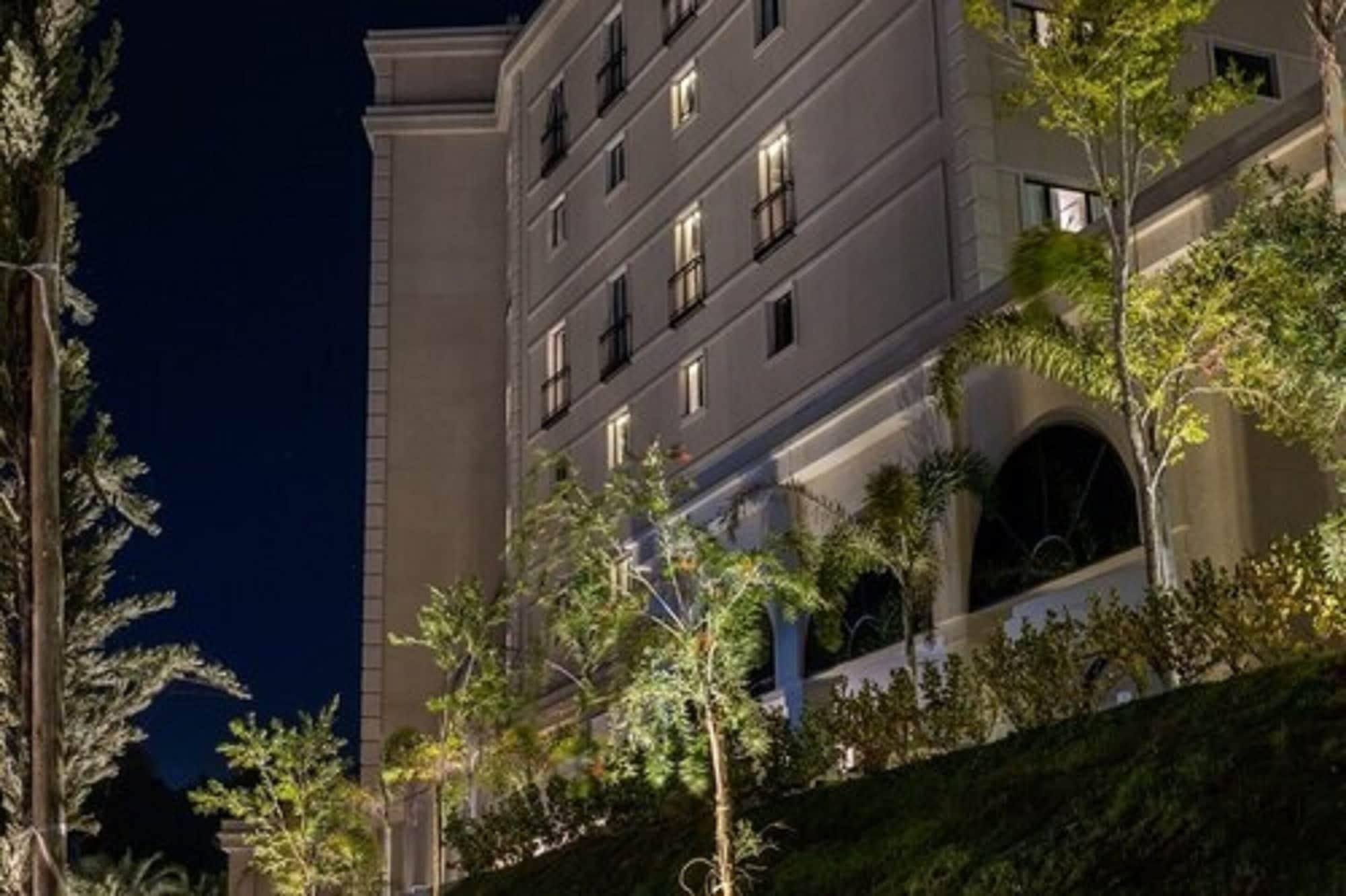 Class Hotel بيراسيكابا المظهر الخارجي الصورة