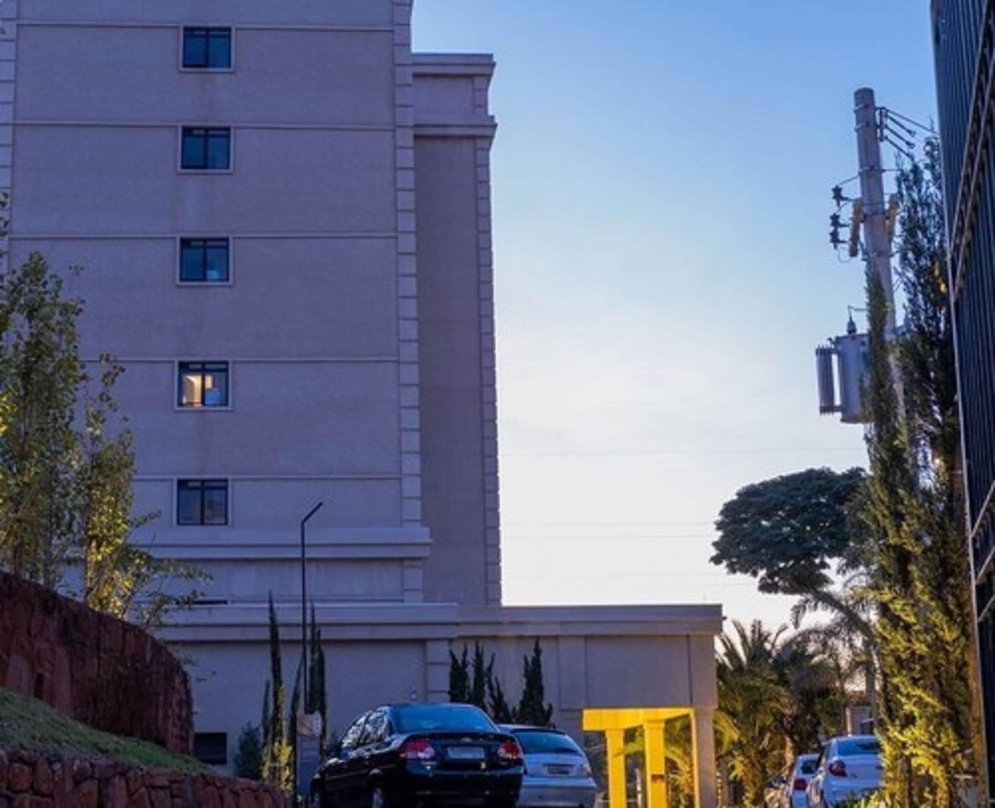 Class Hotel بيراسيكابا المظهر الخارجي الصورة